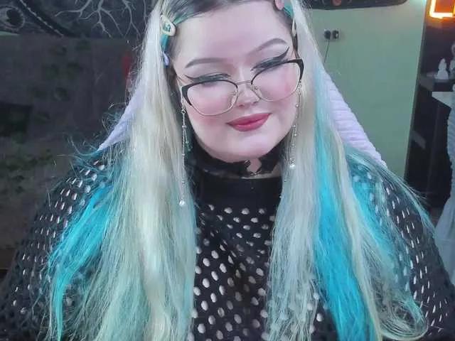 -CandyM1lky- — Hot guys who know how much they want to fuck me, and are generous with encouragement