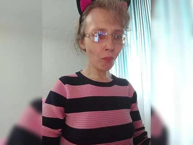 -queen-margo- on BongaCams