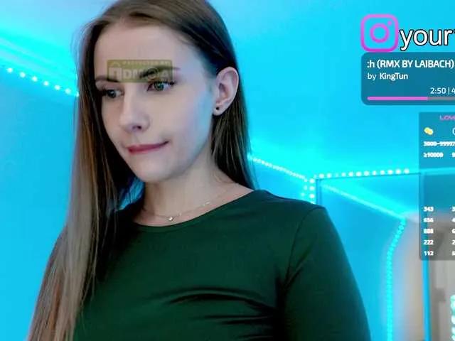 -VikkiL0vesCheese- on BongaCams