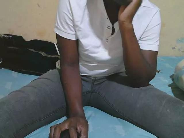 african-pussy1 on BongaCams