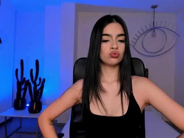 AlanaCraft on BongaCams