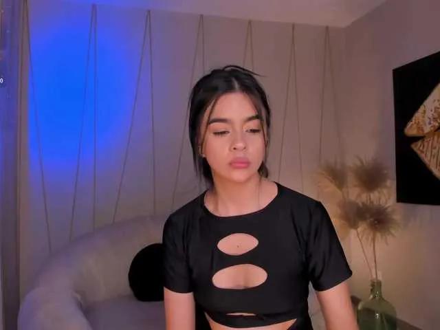 AlanaCraft on BongaCams