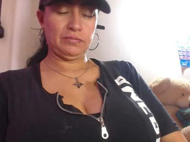 AlexandrinaFenix on BongaCams