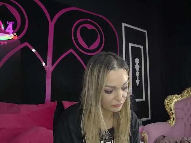 AlexxaBlaze on BongaCams