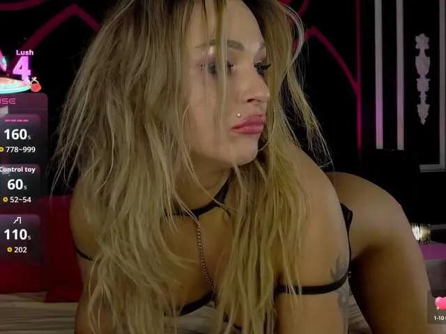 AlexxaBlaze on BongaCams