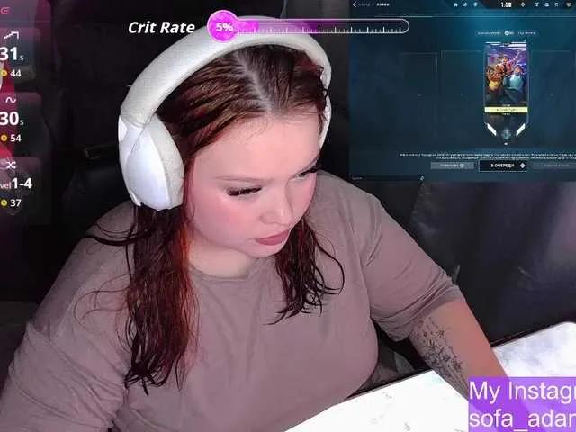 AlinaAdams on BongaCams