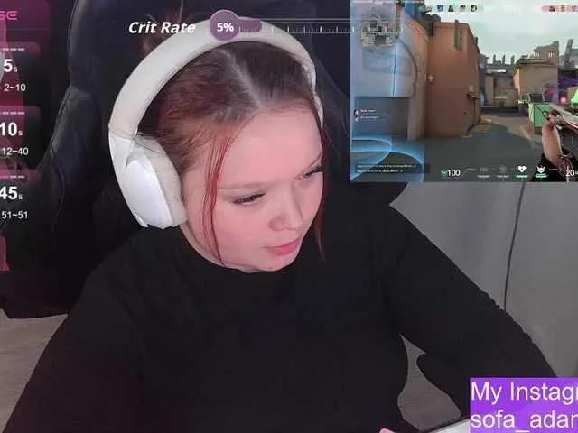 AlinaAdams on BongaCams