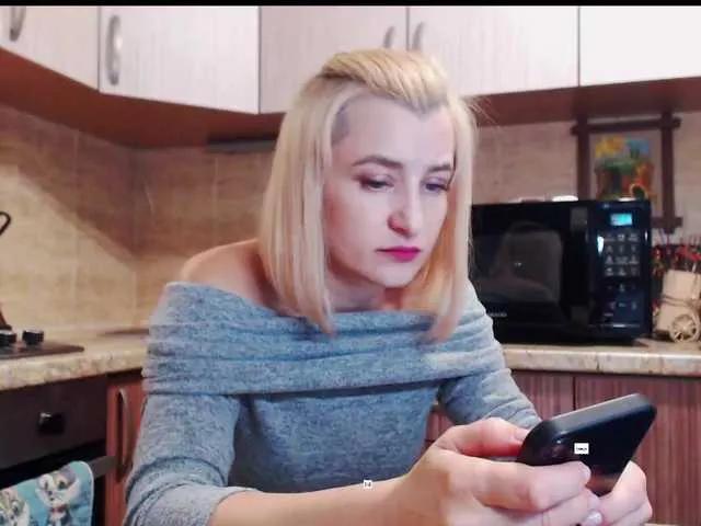 alya555 on BongaCams