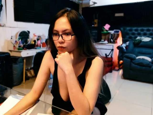 angelinasia on BongaCams