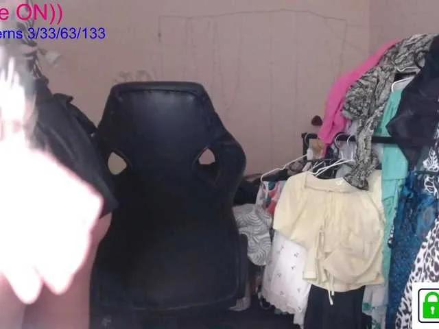 avrora-cake on BongaCams