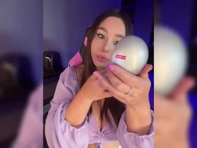 BloomJuliette — touching, kissing on the neck, tongue