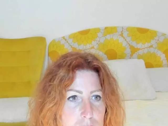 BritishPenelope on BongaCams