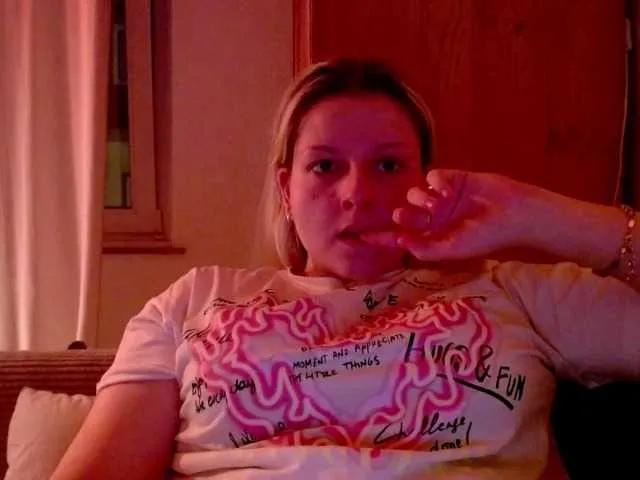 BritneyBlond on BongaCams