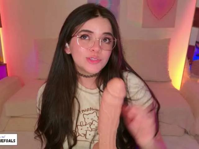 CammieFoalss on BongaCams