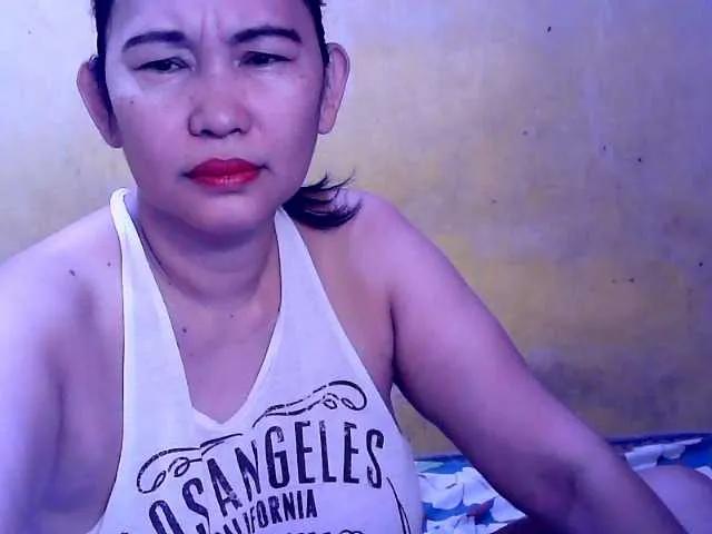 Carmela4u on BongaCams