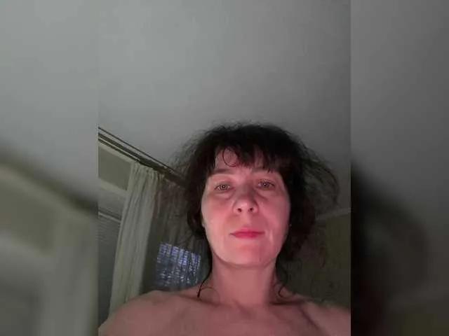 caroliiine on BongaCams