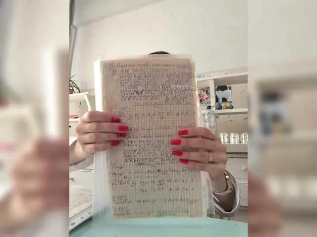 caroliiine on BongaCams