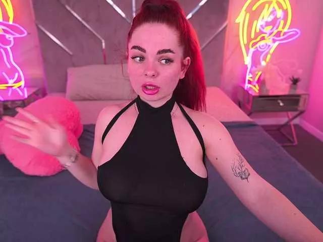 CarolinaDi on BongaCams