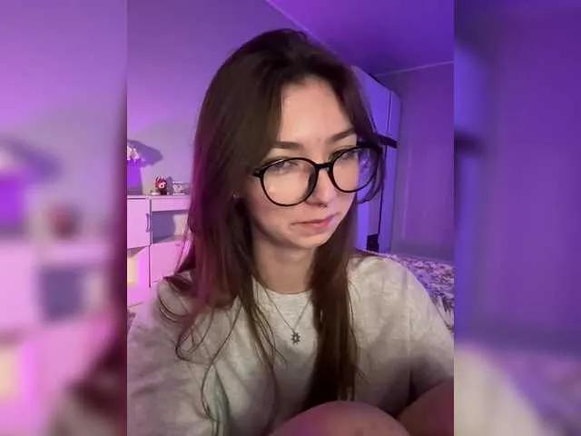 CrazyAleona on BongaCams
