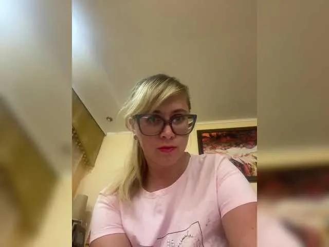 Crystal00Girl on BongaCams