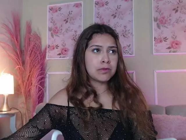 CurlyDani on BongaCams