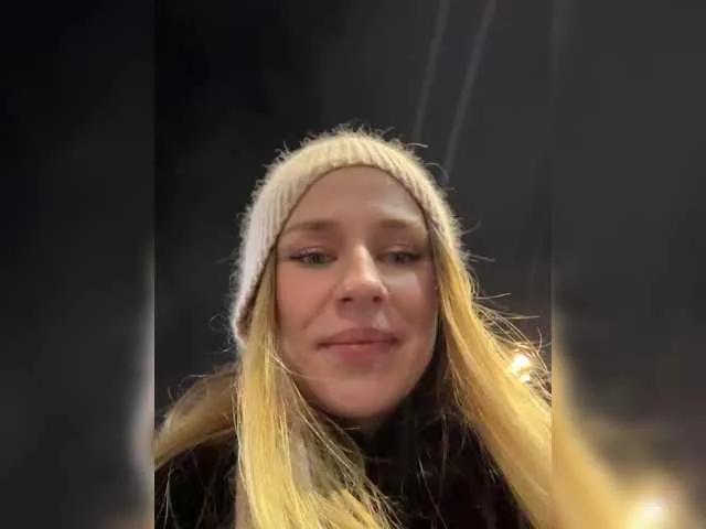 elegantbabe on BongaCams