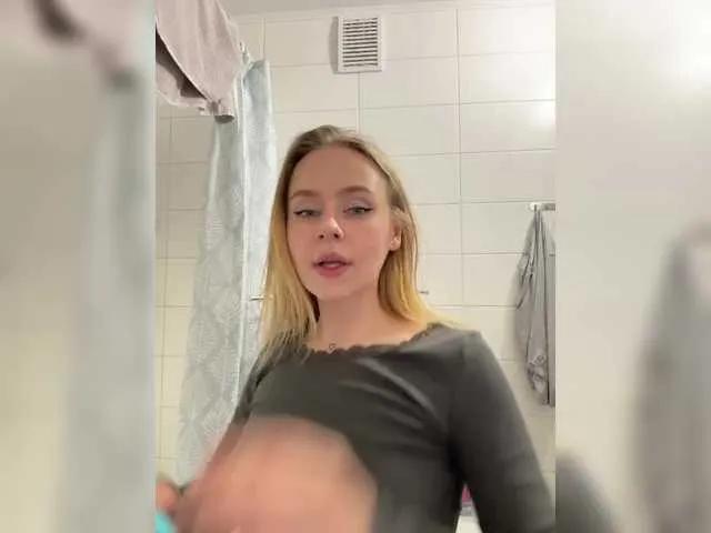 elegantbabe on BongaCams