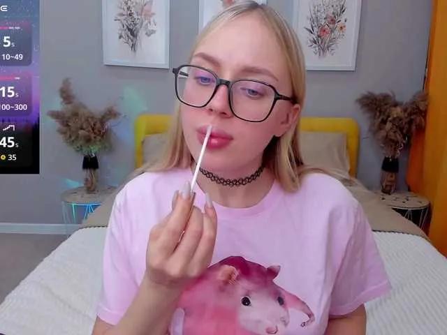 ElinaOcean on BongaCams