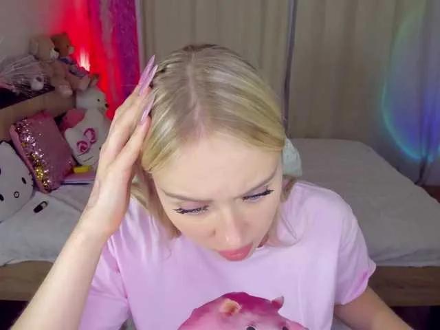 ElinaOcean on BongaCams