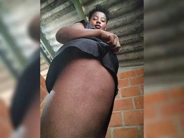 EmiliAddams on BongaCams