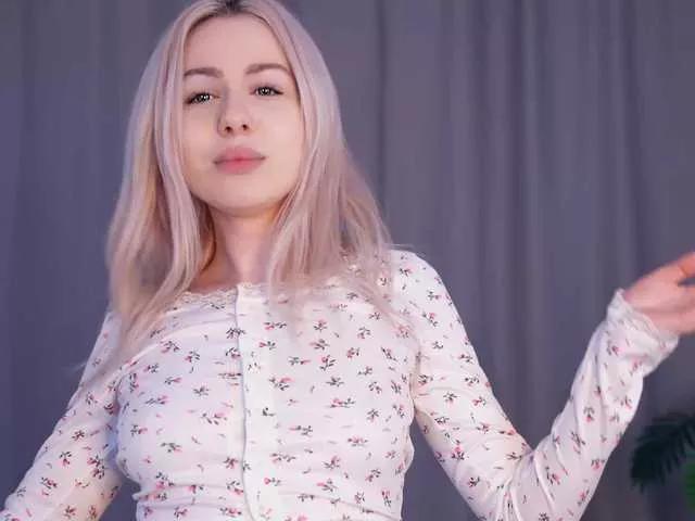 Emyforu on BongaCams