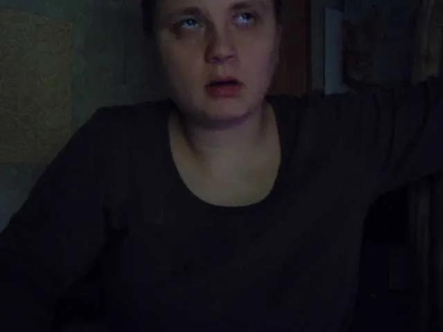 esterjohns on BongaCams