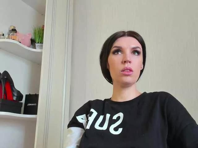 FemdomHeels on BongaCams