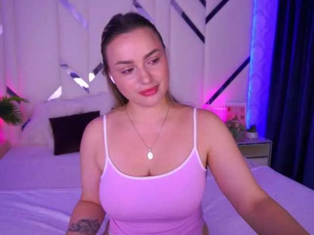 FloraGreys on BongaCams