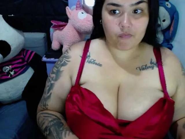 GabiBigBoobs on BongaCams