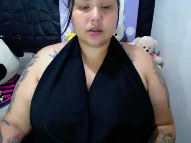 GabiBigBoobs on BongaCams
