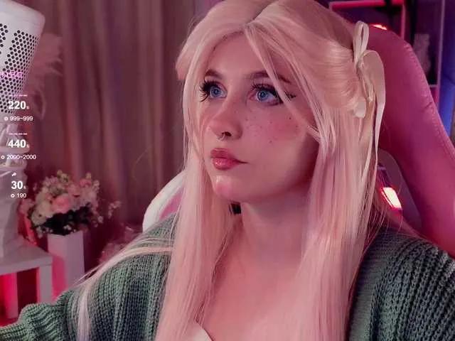 HoneyCherry on BongaCams