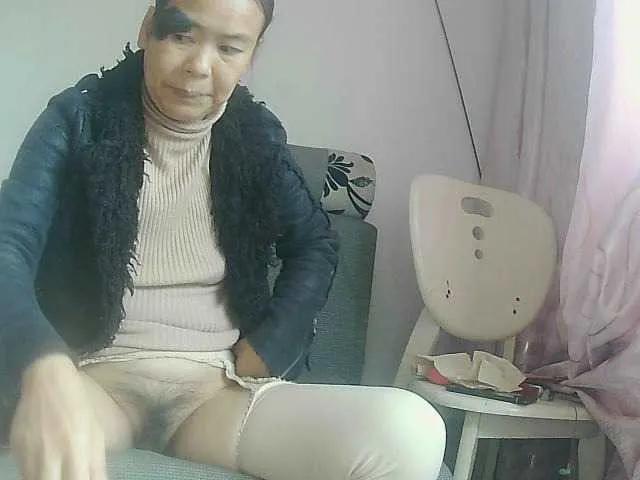 hujiajiajia1314 on BongaCams