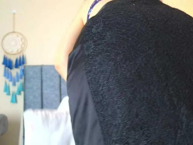 IberianMoonMK on BongaCams