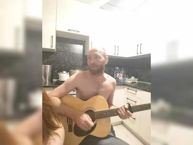 Innokentiy449 on BongaCams