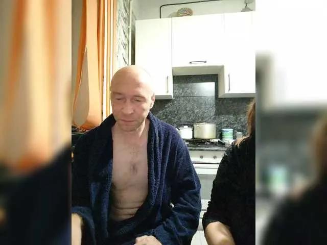 Innokentiy449 on BongaCams