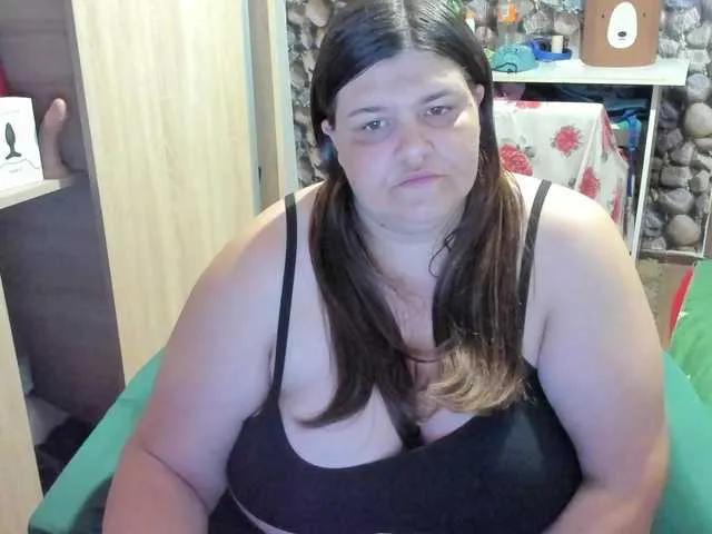 Ionysexylips69 on BongaCams