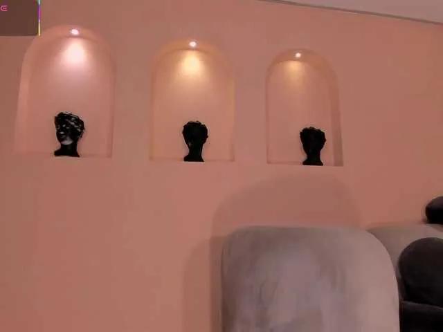 IsabellaMoreau on BongaCams