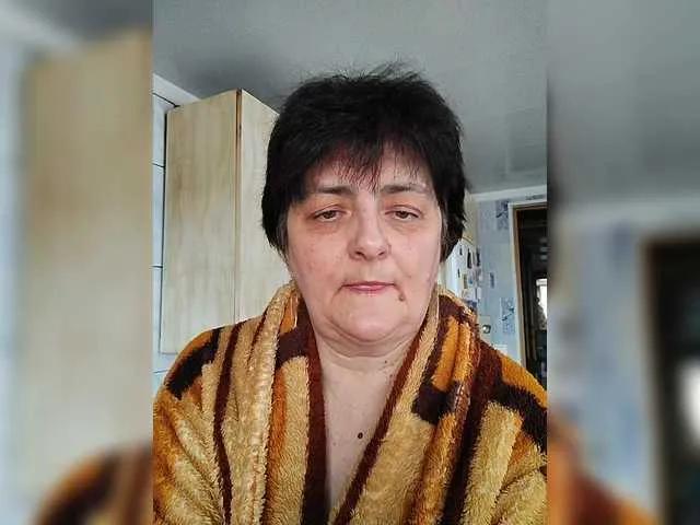 IsXLoves on BongaCams