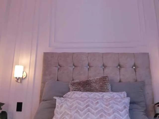 jasmineross on BongaCams