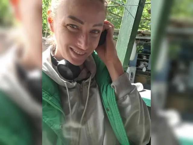 Julia3Romeo on BongaCams