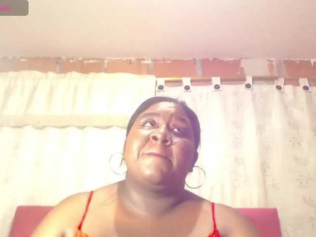 KARLAFREAKK on BongaCams