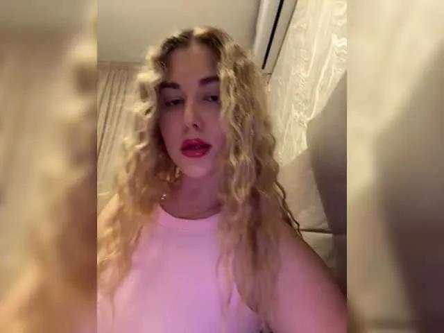 KateMid on BongaCams