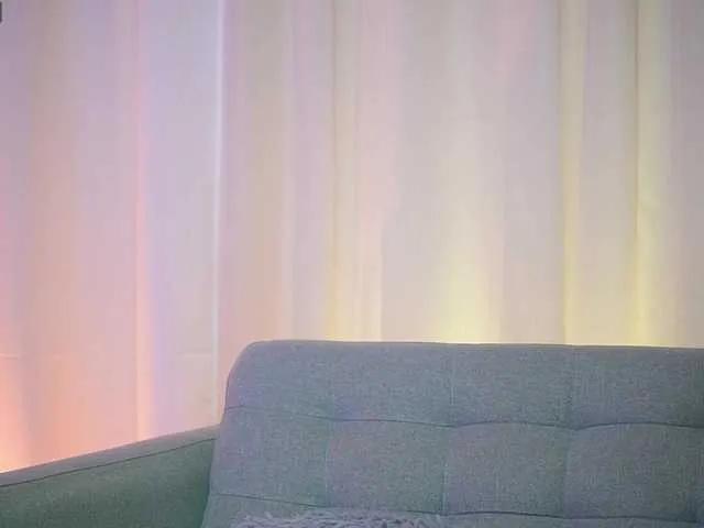 KendalDubai on BongaCams