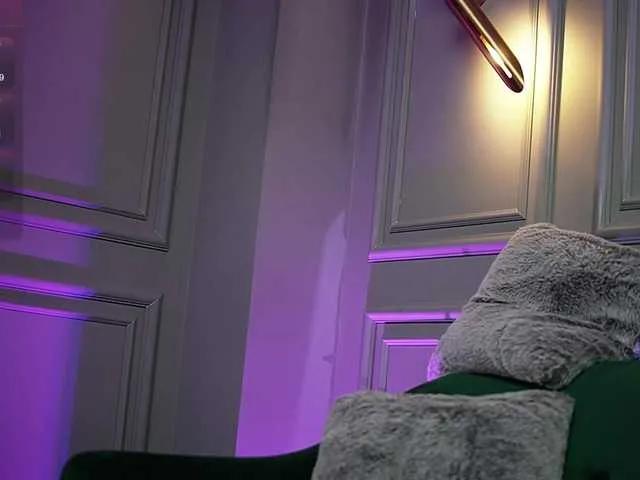 KendalDubai on BongaCams